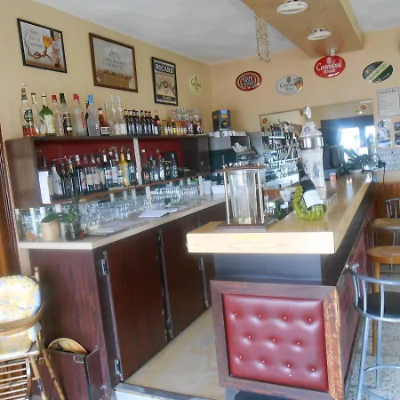 Est-ouest Hotel